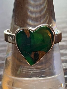 Heart-Shaped Green Stone Silver Ring